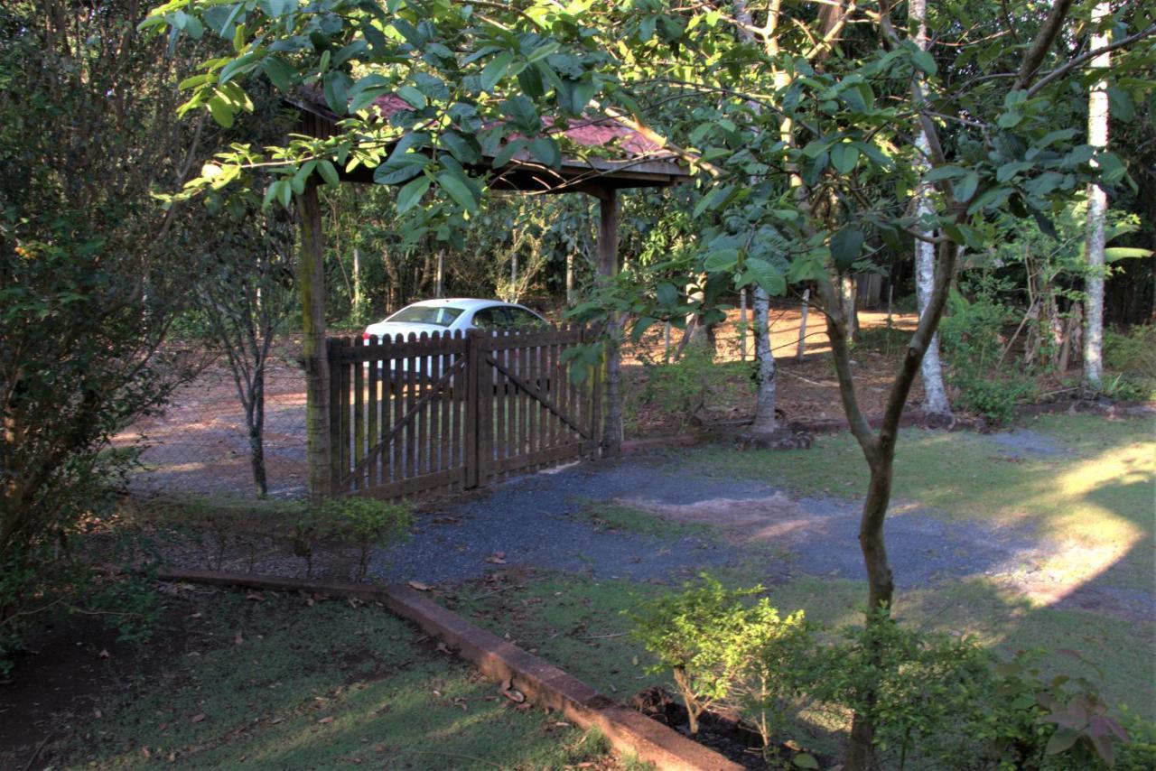 Casa Unica Com Piscina E Lareira A 1,2 Km Do Centro Villa Chapada dos Guimaraes Luaran gambar