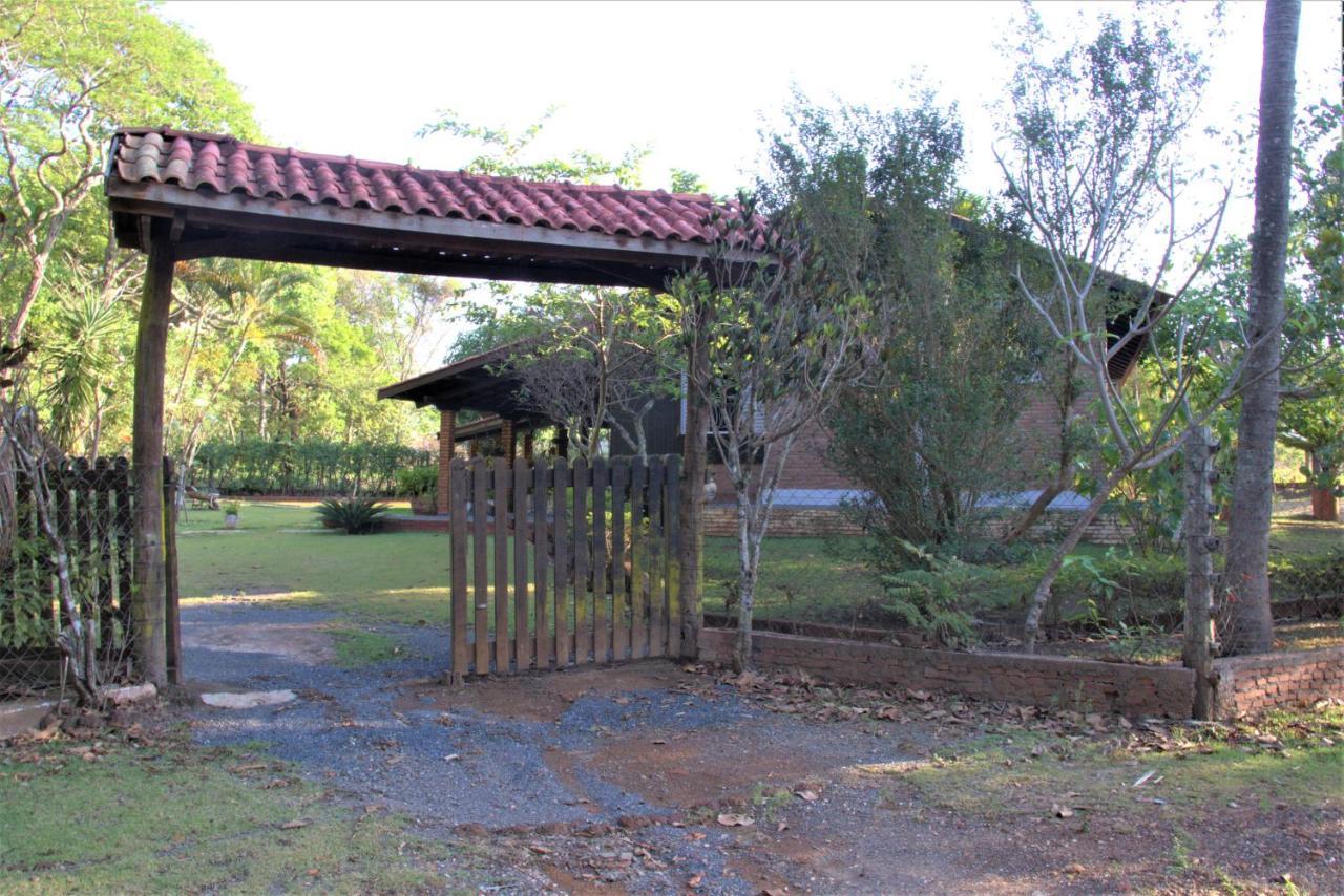 Casa Unica Com Piscina E Lareira A 1,2 Km Do Centro Villa Chapada dos Guimaraes Luaran gambar
